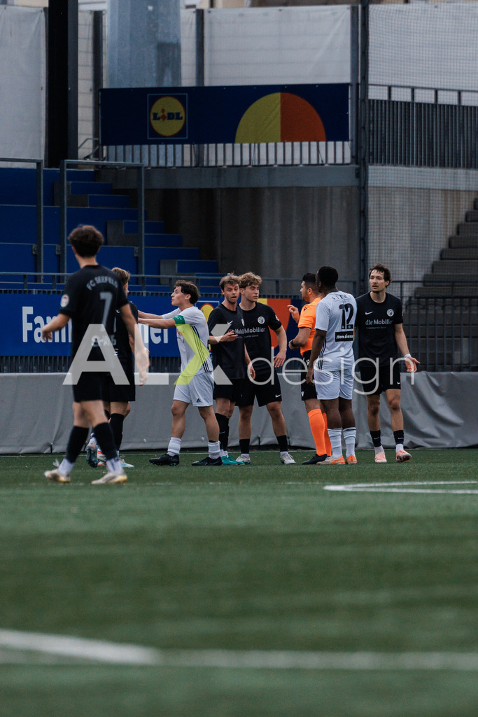 Fussball I Herren I Saison 2025-2026 I 2. Liga Interregional – Gruppe 5 I 17. Spieltag I FC Wil 1900 II - FC Seefeld Zürich I 11.04.2026 | Hochwertige Sportfotos kaufen & lizenzieren für Medien, Vereine, Agenturen & Sportler:innen. Entdecke professionelle Sportfotografie im Bildshop von Alexander Franzen. - Realisiert mit Pictrs.com