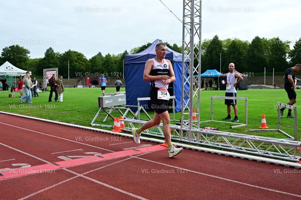 2026-08-23_Sparkassenauf_5km_RM_01111 | Die Fotografen - Realisiert mit Pictrs.com