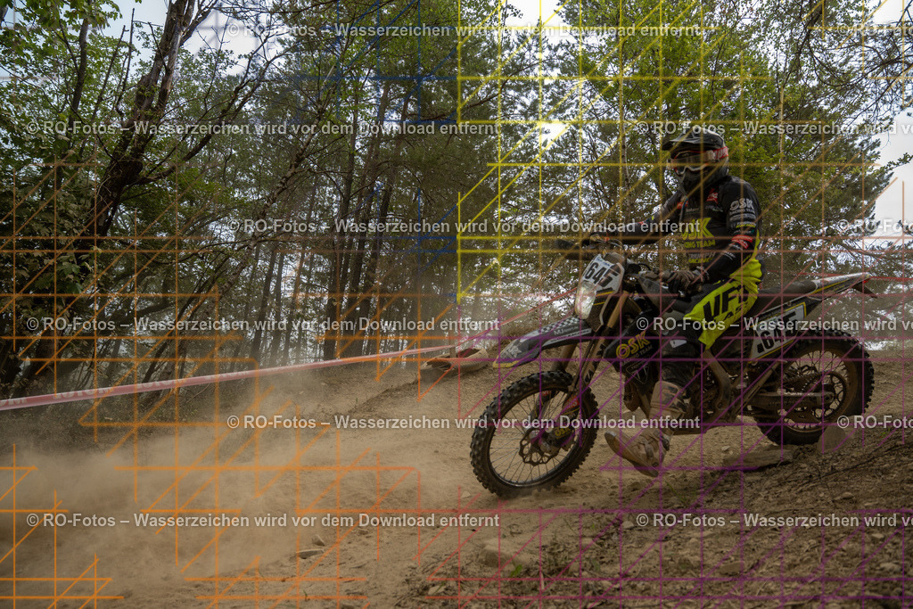 Niederwürzbach 4 Lauf-1296 | Sportfotografie von RO-Fotos: Motorsport, Motocross, Enduro, Laufveranstaltungen und Triathlon. Professionelle Fotos von Sportlern und Events. - Realisiert mit Pictrs.com