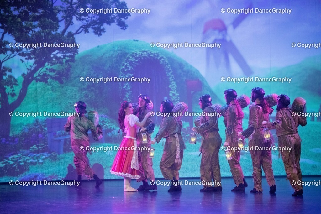 GPHY2097 | DanceGraphy - Realisiert mit Pictrs.com