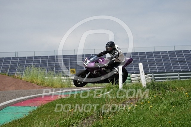 2024_05_13_PBK_14809 | Sportfotografie; SlowMotion; Video; Rennstrecke; Hafeneger; Speer; Racing; RSE; BMW; CBO; Trackday; Motorsportarena; Hockenheimring; Brno; Most; Barcelona; Valencia