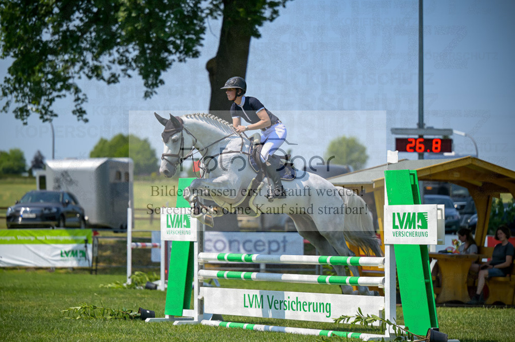 Reitturnier Voxtrup | Entdecke hochwertige Reitturnierfotos von Foto Oger. Professionell, emotional und authentisch – jetzt Lieblingsmomente im Shop bestellen.Deutschlandweite Turnierfotografie. - Realisiert mit Pictrs.com