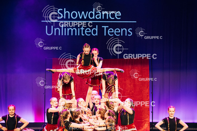 TANZTage25_031616293810213PK_SVS | TANZtage 2025 Duisburg  - Photo by Gruppe C Photography - Realisiert mit Pictrs.com