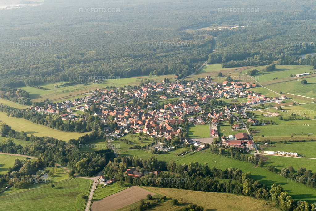 Aerial view: View of the town in Forstfeld in the state Bas-Rhin, France.Photo: P1000914.jpg taken on 09/15/2014 by Werner Riehm/FLY-FOTO.comResolution of the original: 5472 x 3648 px