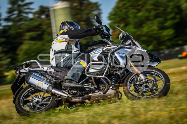 0888-260530DCB-035_888 | Deine Full-Service-Agentur für ✔️Videoproduktionen und ✔️Motorsportfotografie Jetzt Angebot anfragen!