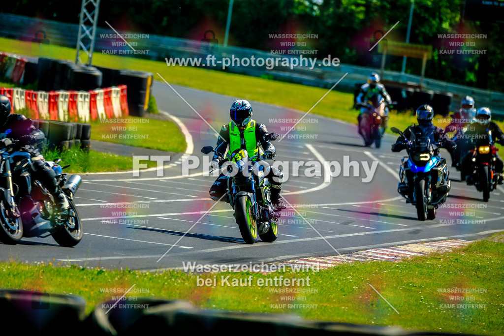 _NBG4104 | Hier findet Ihr Bilder von Touristenfahrten auf der Nürburgring Nordschleife oder von anderen Veranstaltungen die ich besucht habe. Viel Spass beim Durch Schauen 