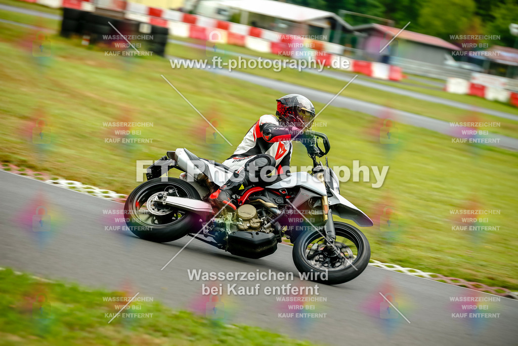 VBK-4291 | Hier findet Ihr Bilder von Touristenfahrten auf der Nürburgring Nordschleife oder von anderen Veranstaltungen die ich besucht habe. Viel Spass beim Durch Schauen 