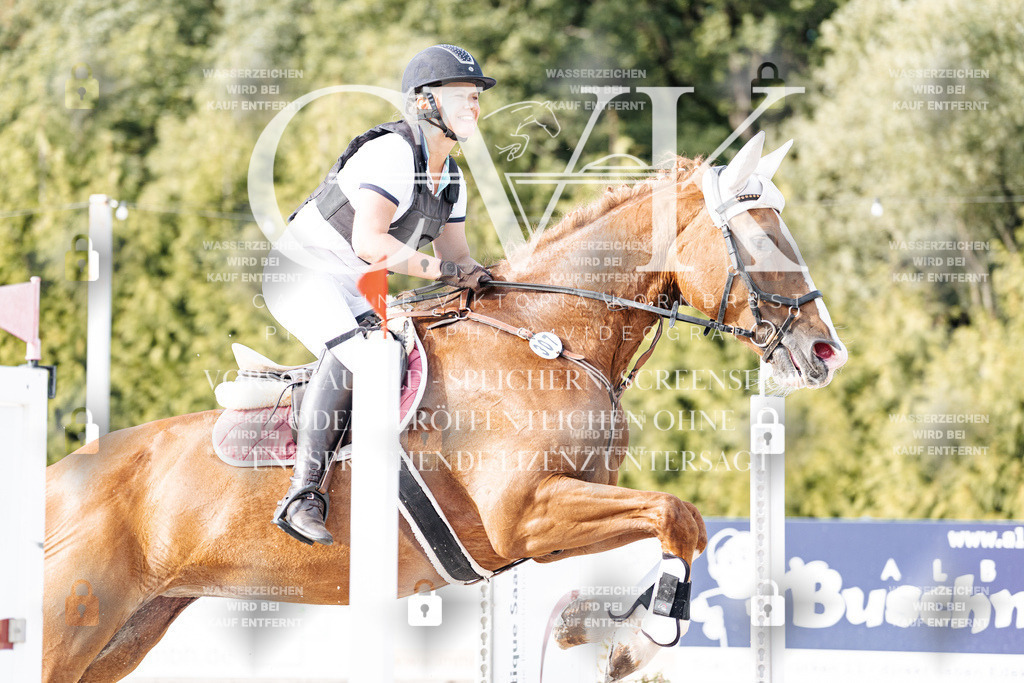 CK906702 | Turnierfotografie Pferdefotografie Trier Rheinland-Pfalz Pferdesport Reitsport Tierfotografie Sportfotografie Pferdevideo Pferdevideografie Equestrianvideography equestrianphotography  - Realisiert mit Pictrs.com