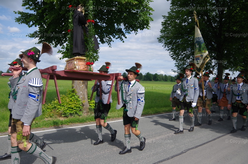 IMGP6782 | fotografiert von Axel PollmannLeonhardi Wallfahrt Benediktbeuern und Murnau, Fronleichnam, Fasching, Landschaft im Loisachtal und Benediktbeuern  - Realisiert mit Pictrs.com