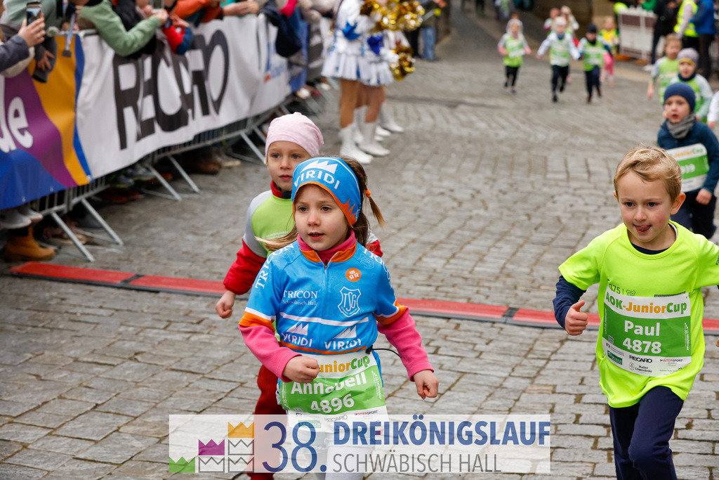 400m AOK Junior Cup | 3 Koenigslauf 2024 400m AOK Junior Cup - Realisiert mit Pictrs.com