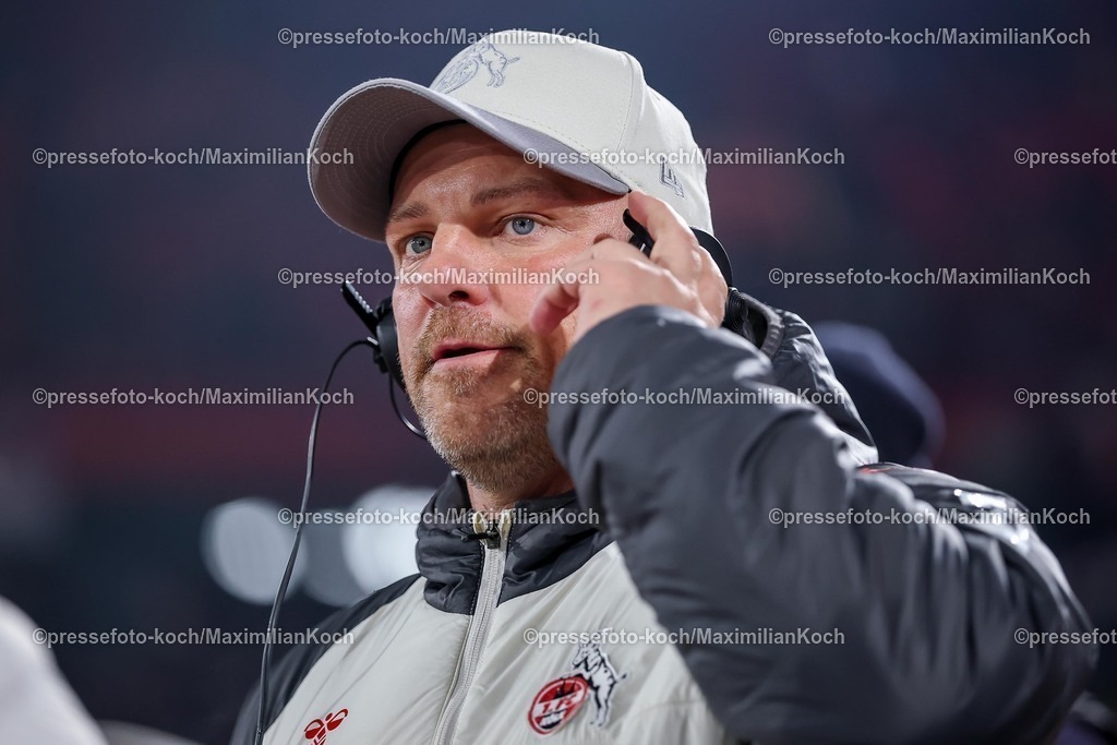 1FC14012601006 | 14.01.2026, Fußball, 1. FC Köln - FC Bayern München, 1. Fußball Bundesliga, 17. Spieltag, RheinEnergie-STADION, Saison 2025 2026: Cheftrainer Lukas Kwasniok (1FC Koeln #hc)  DFB regulations prohibit any use of photographs as image sequences and or quasi-video.