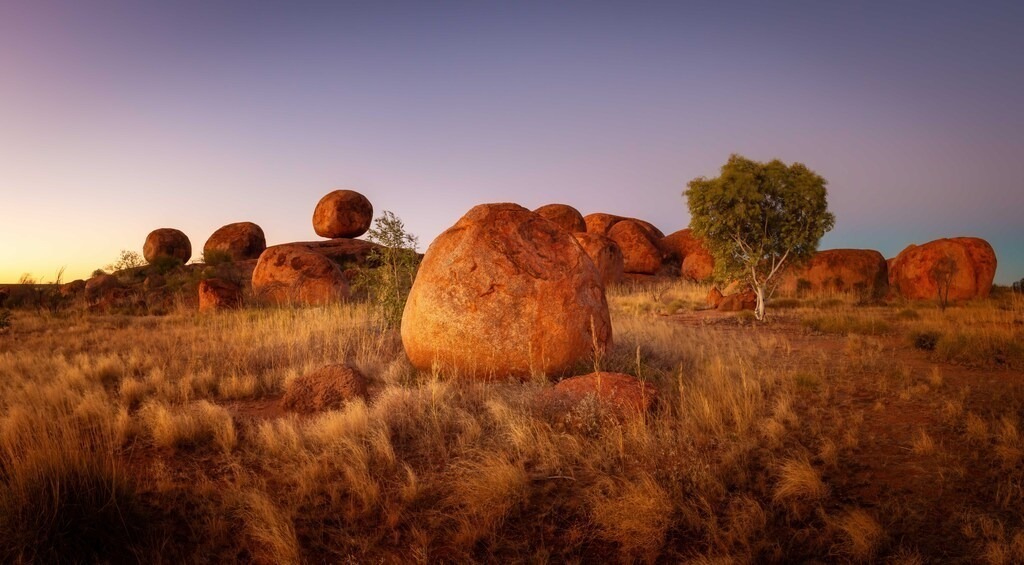 Australien Karlu Karlu 04 | christophschaarschmidt - Realisiert mit Pictrs.com