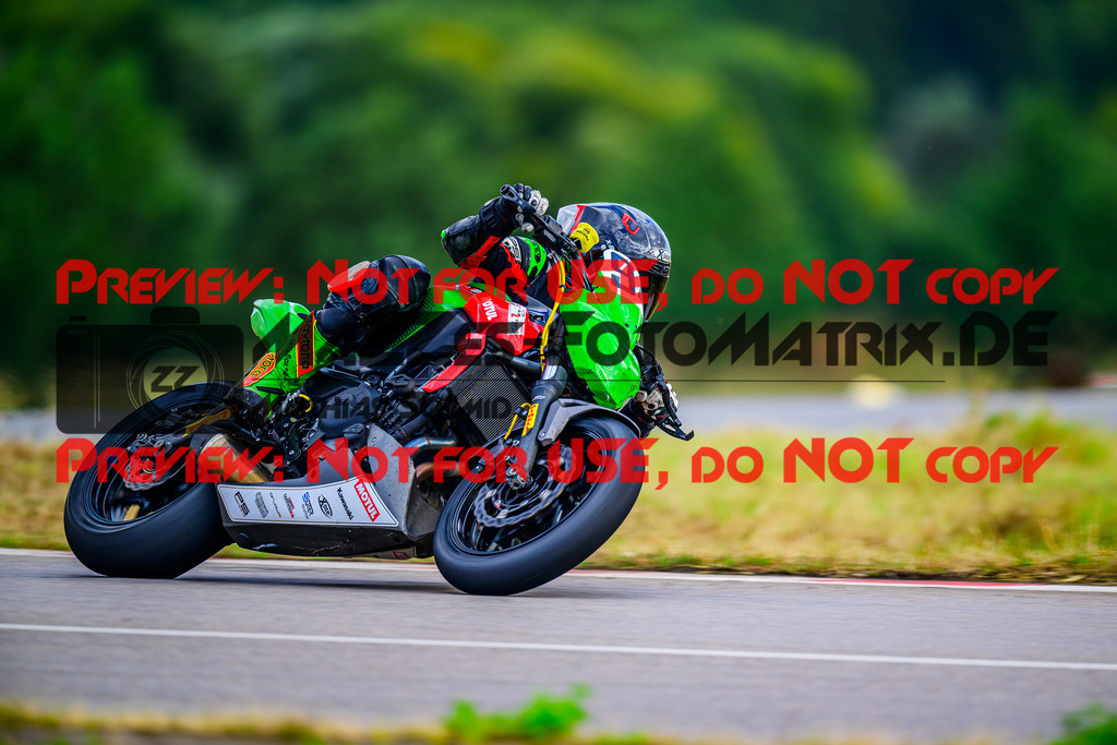 MaZZes_FotoMatrix_240914_6007705_0471 | TWINCUP