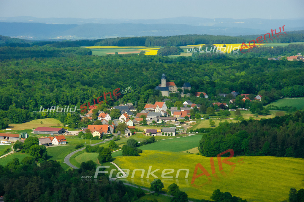 Luftbild von Sanspareil Wonsees - Luftaufnahme wurde 2008 von https://frankenair.de mittels Flugzeug (keine Drohne) erstellt - die Geschenkidee