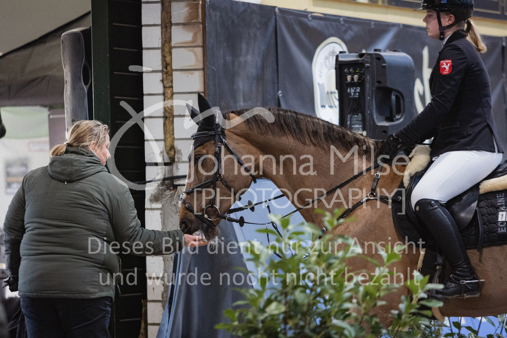 230210_Warstein_Stil-L-149 | Deine schönsten Turniermomente als professionelle Fotos! Entdecke hochwertige Pferdesport-Fotografie im Online-Shop. Jetzt Fotos finden & bestellen!