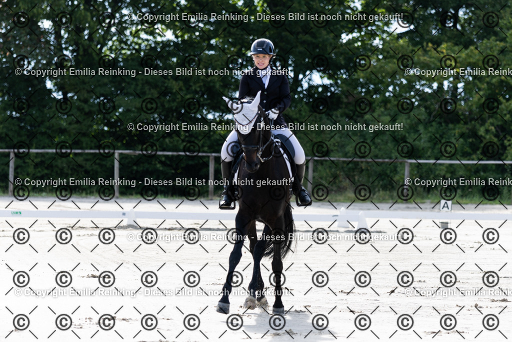 CL5A5467 | Emilia Reinking Fotografie - Realisiert mit Pictrs.com