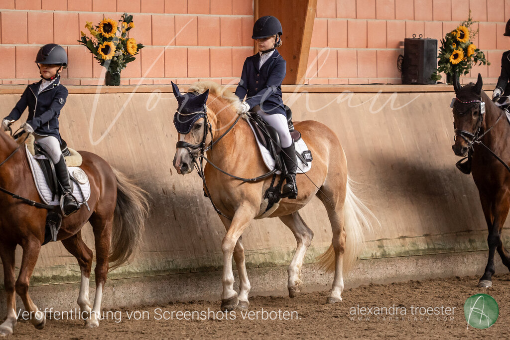 250914_Barop_33_192 | farbklaex.com