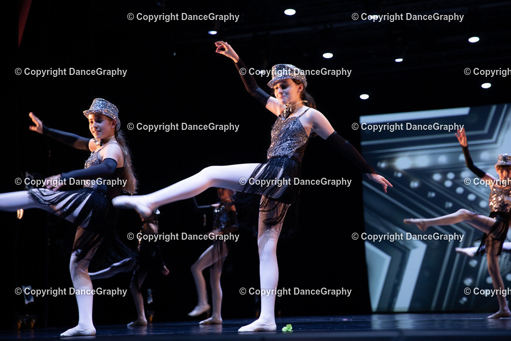 GPHY4943 | DanceGraphy - Realisiert mit Pictrs.com