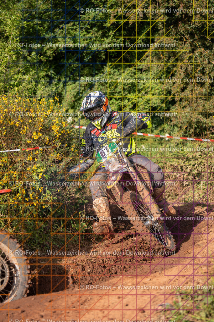 Wolfshausen 4 Lauf -814 | Sportfotografie von RO-Fotos: Motorsport, Motocross, Enduro, Laufveranstaltungen und Triathlon. Professionelle Fotos von Sportlern und Events. - Realisiert mit Pictrs.com