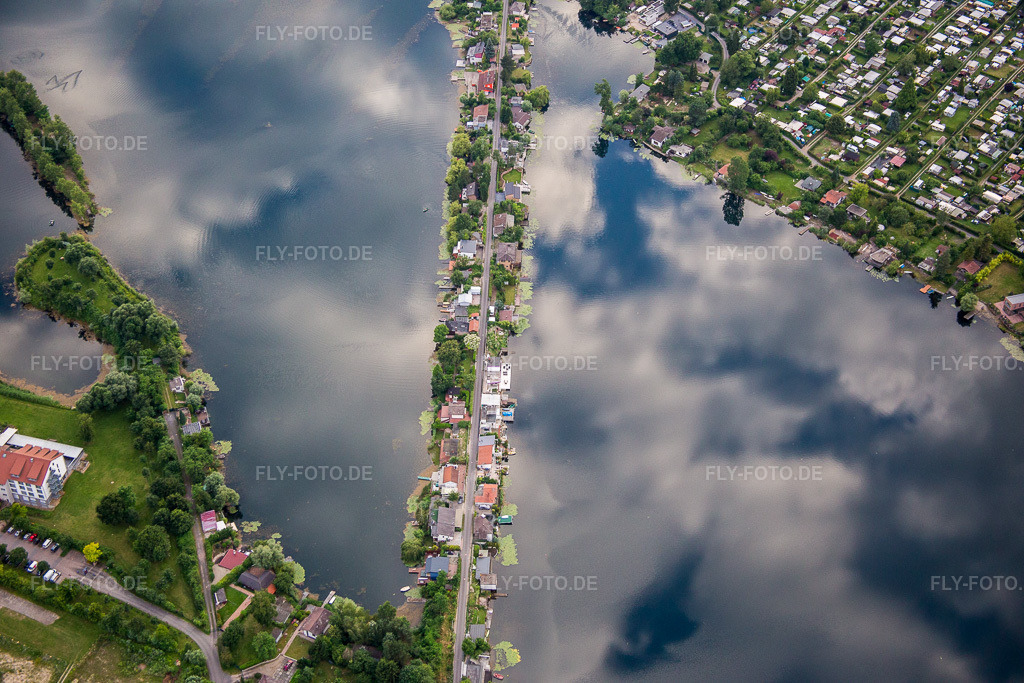 Luftbild: Uferbereiche am Seegebiet der Blauen Adria mit Naherholungsgebiet in Altrip im Bundesland Rheinland-Pfalz in Deutschland. Foto: IMG_090978.jpg vom 04.07.2016 durch Werner Riehm/FLY-FOTO.de