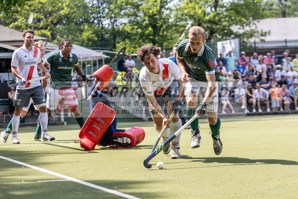 MJ_2024-.05-12-H-HTCU-Alster-34 | Uhlenhorst Mülheim - Der Club an der Alster am 12.5.2024 im Waldstadion, Mülheim a. d. Ruhr