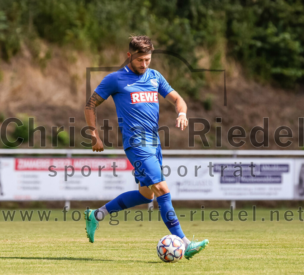 2023-07-22_011_FC_Eitting_gegen_FC_Moosinning | Eitting, Deutschland, 22.07.2023:
Fußball, Kreisliga 2023 / 2024, Testspiel, FC Eitting gegen FC Moosinning, Endergebnis: 0:4

Michael Schrödl (FC Eitting, #29)

Foto: Christian Riedel / fotografie-riedel.net