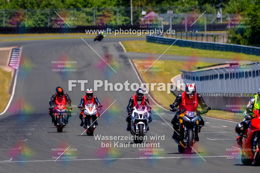 _TCM6058 | Hier findet Ihr Bilder von Touristenfahrten auf der Nürburgring Nordschleife oder von anderen Veranstaltungen die ich besucht habe. Viel Spass beim Durch Schauen 