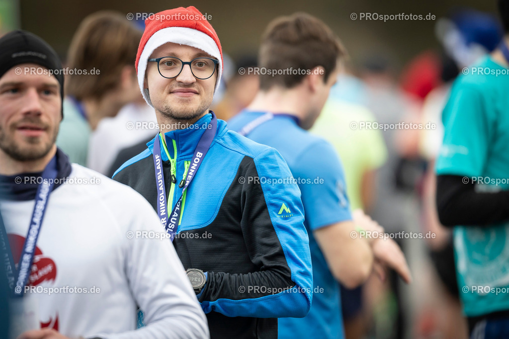 Bonner Nikolauslauf in Bonn, 08.12.2024 | Impressionen vom Bonner Nikolauslauf am 08.12.2024 in Bonn (Freizeitpark Rheinaue). Foto: BEAUTIFUL SPORTS/Axel Kohring
