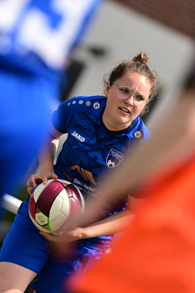 Fußball I Frauen I Saison 2024-2025 I Bezirksliga I 22. Spieltag I FSG 3 Meilen Altes Land - VfL Wingst | Der Sportfotograf. - Realisiert mit Pictrs.com