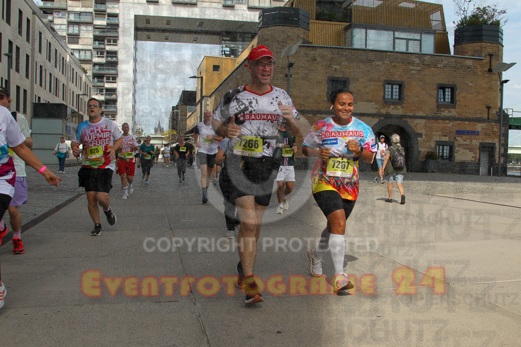 250920_1331_EV4_5921 | Sportfotografie im Rhein-Sieg Kreis, Köln, Bonn, NRW, Rheinland Pfalz, Hessen, etc. Unser Tätigkeitsfeld umfasst den Laufsport vom Volkslauf über den Marathon, Duathlon, Triathon bis zum Ultralauf wie Kölnpfad Ultra oder Schindertrail.