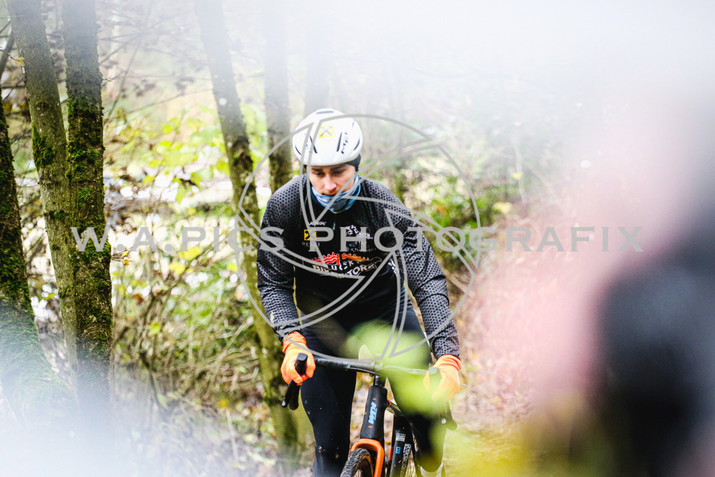 ..... | AUSTRIA, 24.11.24, 3.Radquerfeldein GP um das Sportzentrum Gunskirchen Image shows: Photo: Wapics / Andreas Willdoner