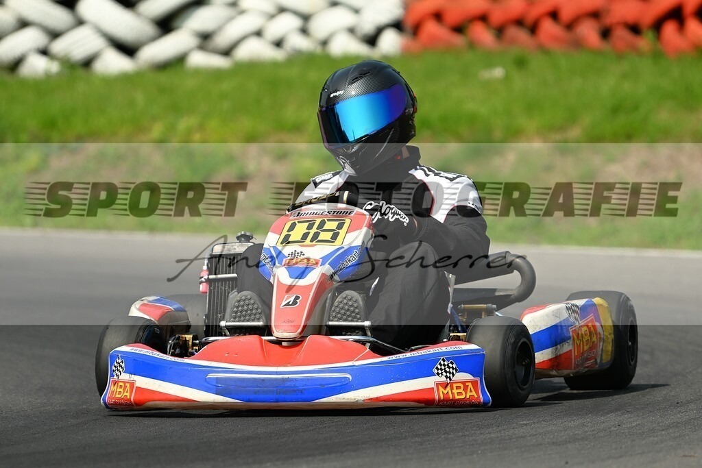 aDSC_0132 | Kaufen Sie Sportbilder im Onlineshop von Andy Scherrer Sportfotografie. Faszinierende Bilder von Sportevents aus der ganzen Schweiz. Fussball, Frauenfussball, Unihockey, Handball, Schwingen und weiteren Sportarten. - Realisiert mit Pictrs.com