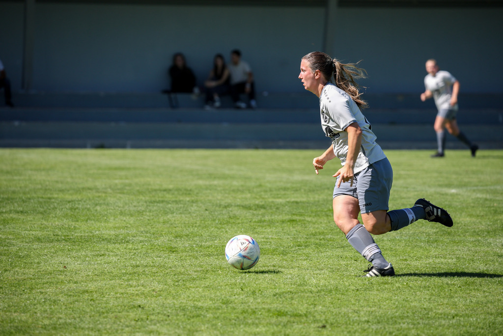 Fußball I FRAUEN I Saison 2025-2026 I Freundschaftsspiel I FC Loppenhausen - 1FC Heidenheim 1846 II I_250831_0244 | Fotopresso – Sportfotografie in Heidenheim & Umgebung. Professionelle Sportfotografie für unvergessliche Momente. Dynamische Action-Shots, emotionale Szenen & hochwertige Bilder. - Realisiert mit Pictrs.com