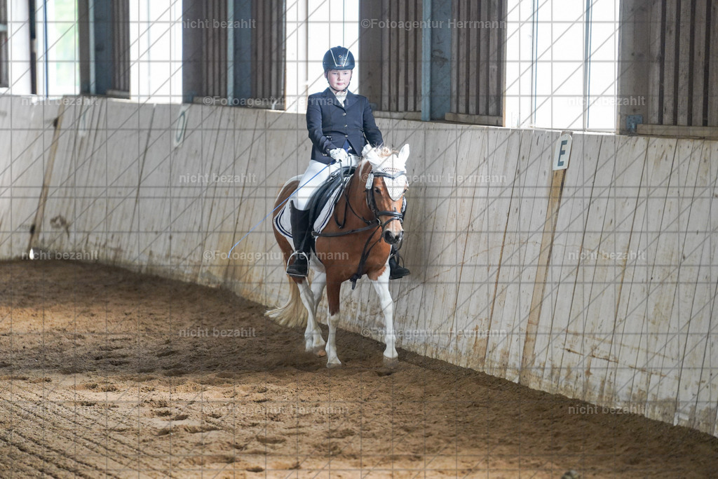 20230521-FAH05870 | Frühjahrsturnier, Landsberg am Lech, 2023, Reitclub Landsberg, Turnierbilder, Fotos Turnier Landsberg, Fotoagentur Herrmann, Turnierfotografen Bayern, Reitsport Fotograf, Pferde Fotograf