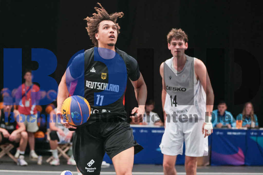 SES_RRG3x320250720-121 | bond - Realisiert mit Pictrs.com