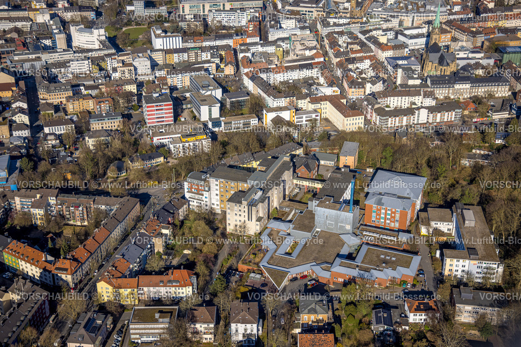 Hagen250302679 | Luftbild, kath. Kirche St. Marien im Stadtzentrum, Agaplesion Klinikum Hagen gGmbH, Mittelstadt, Hagen, Ruhrgebiet, Nordrhein-Westfalen, Deutschland
