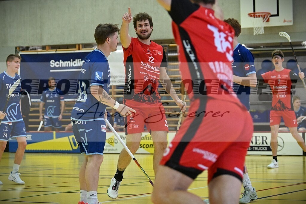 aaaDSC_5695 | Kaufen Sie Sportbilder im Onlineshop von Andy Scherrer Sportfotografie. Faszinierende Bilder von Sportevents aus der ganzen Schweiz. Fussball, Frauenfussball, Unihockey, Handball, Schwingen und weiteren Sportarten. - Realisiert mit Pictrs.com