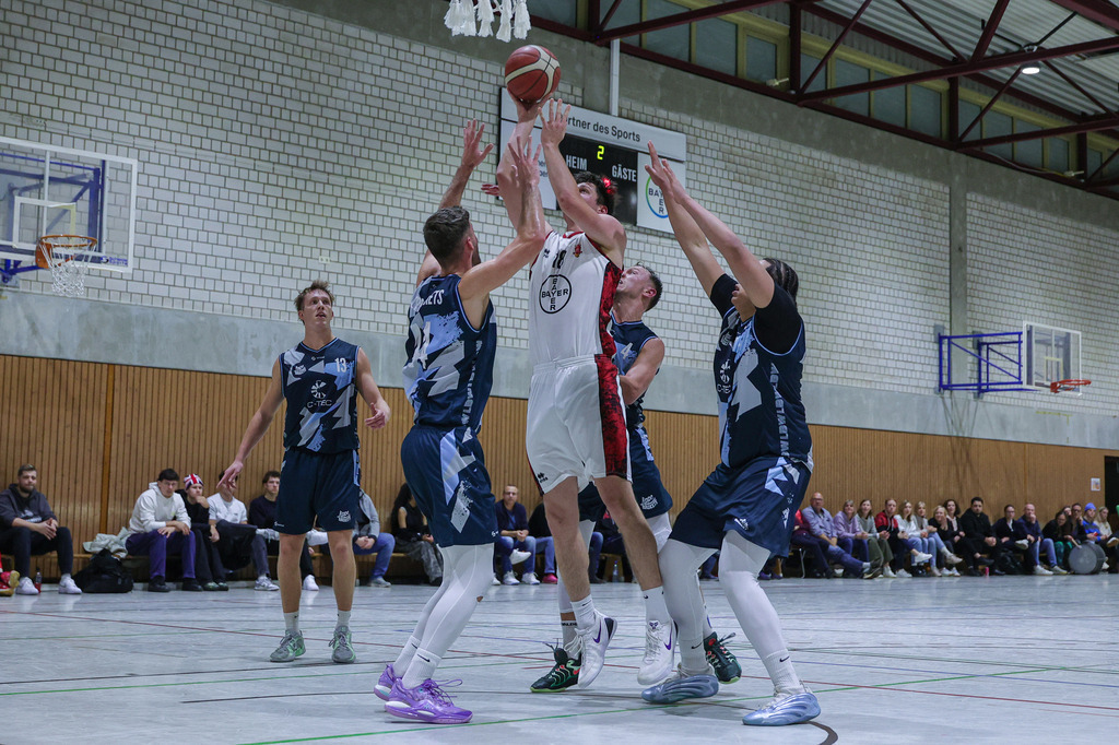 1.Regio BAYER GIANTS vs LippeBaskets Werne-73 | Fotos von Basketballspielen aus dem Raum NRW fotografiert von Gero Mueller-Laschet und Daniel Schaefer - Realisiert mit Pictrs.com