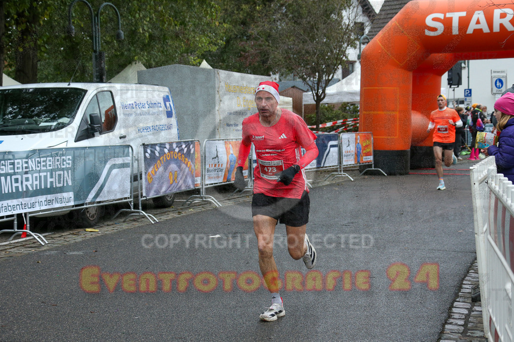 251130_1140_EX1_8169 | Sportfotografie im Rhein-Sieg Kreis, Köln, Bonn, NRW, Rheinland Pfalz, Hessen, etc. Unser Tätigkeitsfeld umfasst den Laufsport vom Volkslauf über den Marathon, Duathlon, Triathon bis zum Ultralauf wie Kölnpfad Ultra oder Schindertrail.