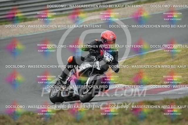 2024_08_18_PBK_44630 | Sportfotografie; SlowMotion; Video; Rennstrecke; Hafeneger; Speer; Racing; RSE; BMW; CBO; Trackday; Motorsportarena; Hockenheimring; Brno; Most; Barcelona; Valencia