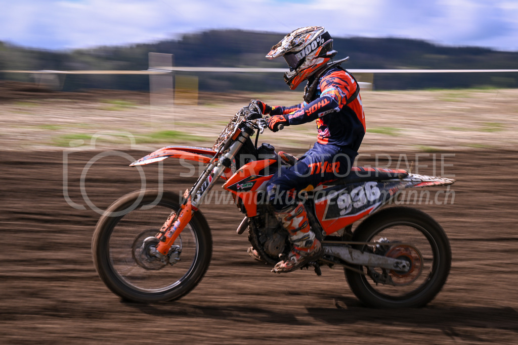 Motocross Schlatt bei Winterthur - 29. April 2023 | #996 Zemp Pascal aus Schuepfheim (CH) auf KTM in der Kategorie MX2 am Motocross Schlatt bei Winterthur, 29. April 2023.
Instagram: @mx_schlatt | @mc_wila | @sam_schweiz
Bild: Sportfotografie Markus Aeschimann | www.markus-aeschimann.ch - Realisiert mit Pictrs.com