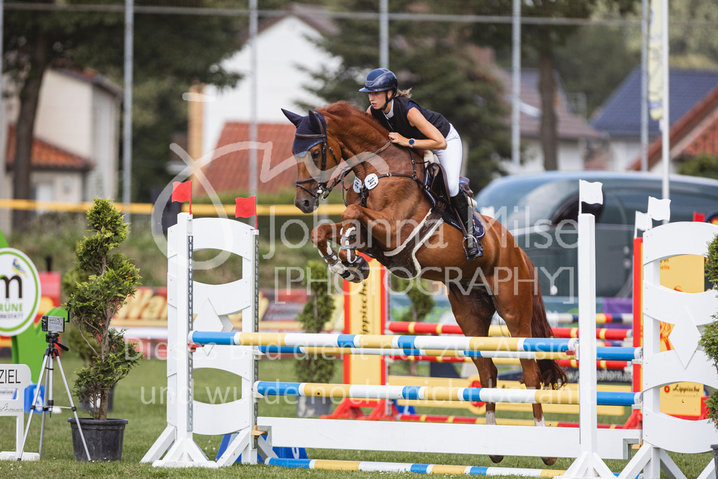 240719_LC_SprPf-A2-235 | Deine schönsten Turniermomente als professionelle Fotos! Entdecke hochwertige Pferdesport-Fotografie im Online-Shop. Jetzt Fotos finden & bestellen!