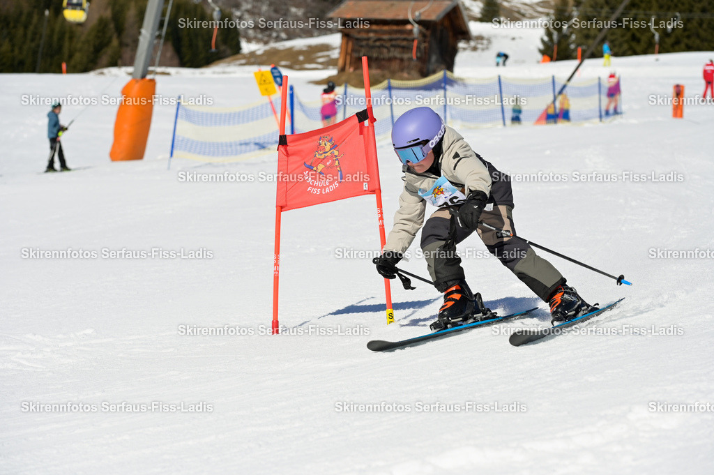 SRF_27.02.2026_413 | Skirennfotos,Serfaus,Fiss,Ladis,Kinderskirennen,Winter,Tirol,Oberland,skirace,SFL,feelfree,weil wir's genießen,ski,Ski,skifahren,Sonnenplateau, - Realisiert mit Pictrs.com