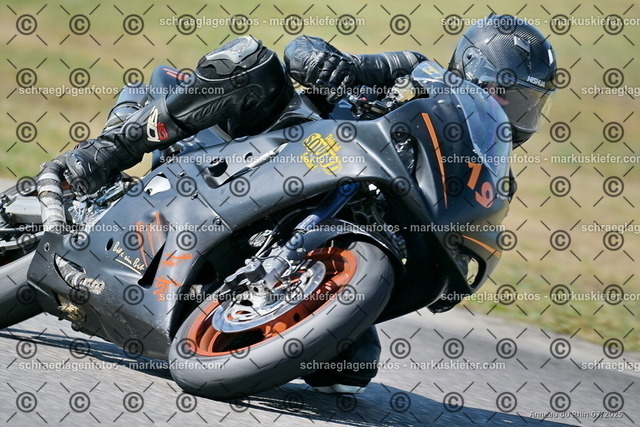 25bt04-0271 | markuskiefer.com - Realisiert mit Pictrs.com