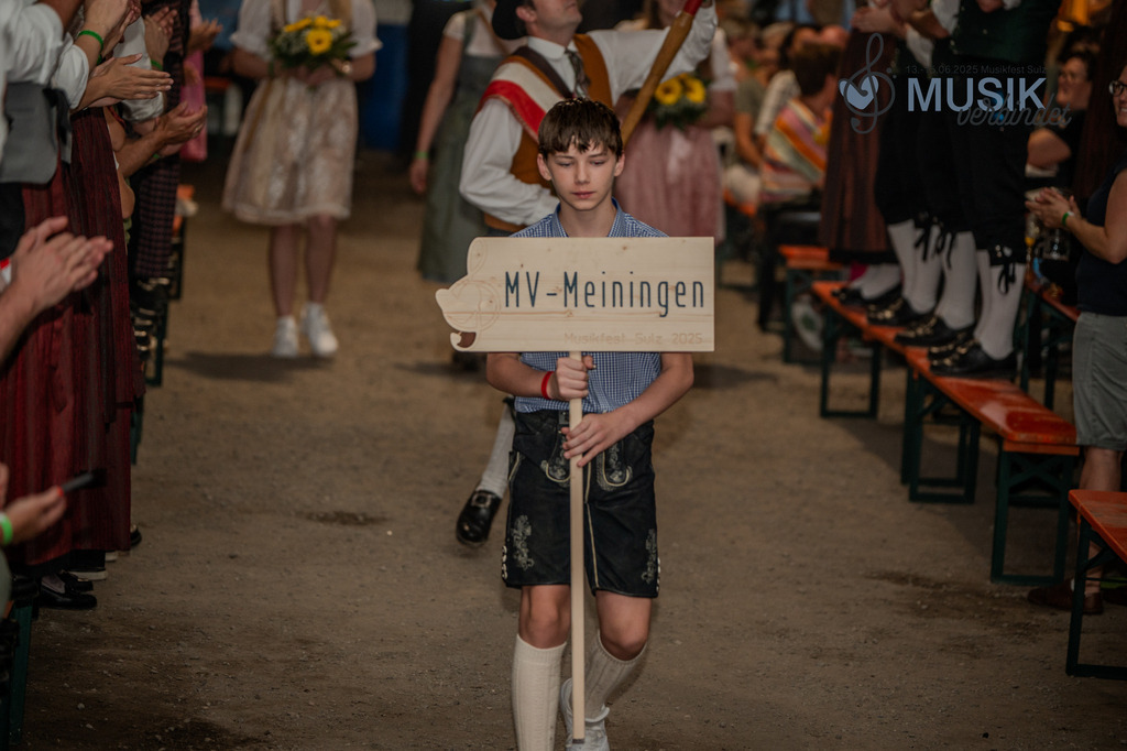 DSC_4425 | "Fussifoto.com – Ihr Ansprechpartner für hochwertige Fotografie! Entdecken Sie kreative Bilder und professionelle Dienstleistungen. Kontaktieren Sie uns für Ihre Projekte!"