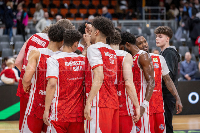Barmer 2. Basketball Bundesliga ProA: Bayer Giants Leverkusen vs. RheinStars Koeln, 04.04.26 | Leverkusen, 04.04.26 - Die RheinStars Köln gewinnen das Derby gegen die Bayer Giants Leverkusen während des Spiels der Barmer 2. Basketball Bundesliga ProA: Bayer Giants Leverkusen vs. RheinStars Koeln in der Ostermann Arena in Leverkusen.