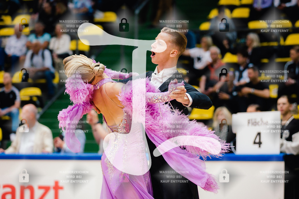 Hessen Tanzt WDSF International Open Standard 22nd (30) Pascal Etzold _ Cindy Jörgens (TSZ Blau Gold Berlin)-2025-05-17-9248 | Webshop for digital downloads and prints of dance sport, event & show photographer Julian Link - Realisiert mit Pictrs.com