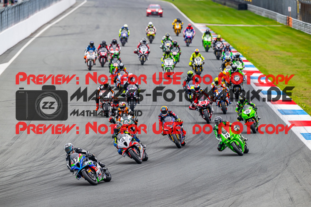 MaZZes_Fotomatrix_20230819_6021986_4369 | PRO SUPERSTOCK