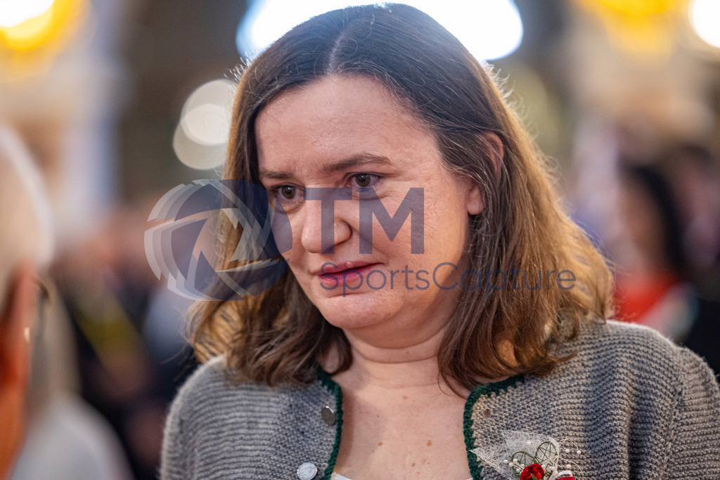 RR5M6054 | Firmung Klagenfurt-Dom 19.05.2024 8 Uhr