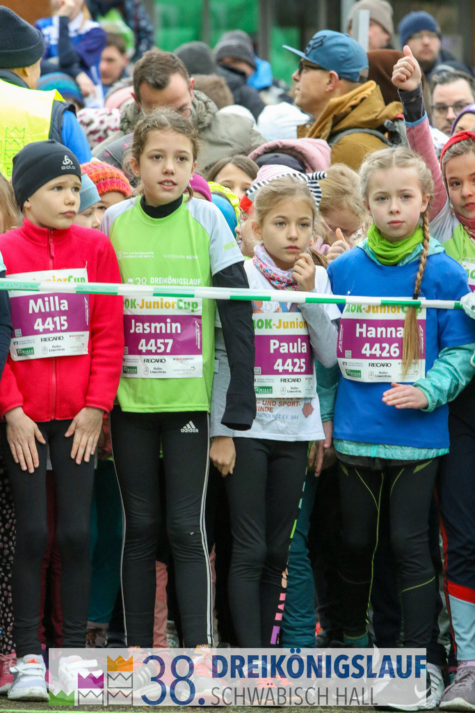 400m AOK Junior Cup | 3 Koenigslauf 2024 400m AOK Junior Cup - Realisiert mit Pictrs.com